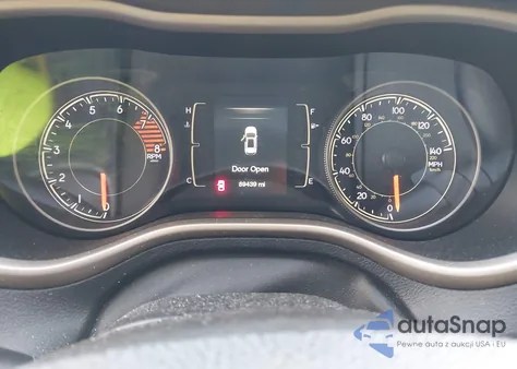 2016 Jeep Cherokee 75Th Anniversary z USA, uszkodzony, nr VIN 1C4PJMCSXGW320367